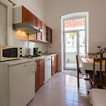 With A Parking Space - 13572 Crikvenica