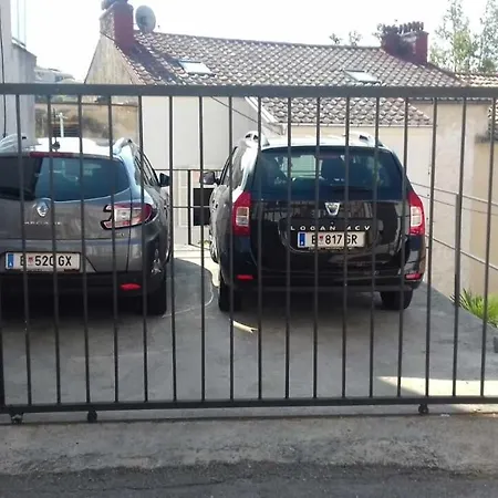 With A Parking Space - 13572 *